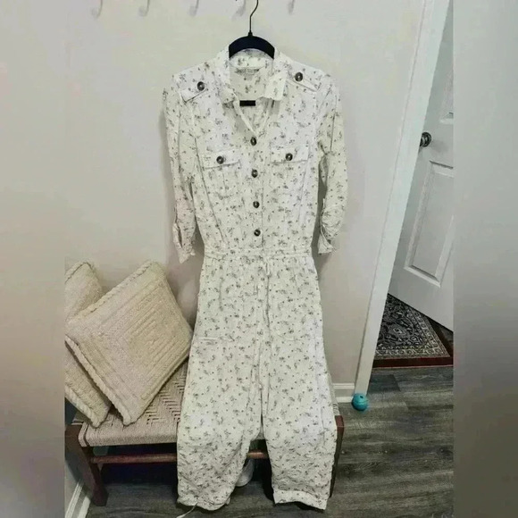 American Eagle Fall Floral Jumpsuit size XS - Picture 1 of 10